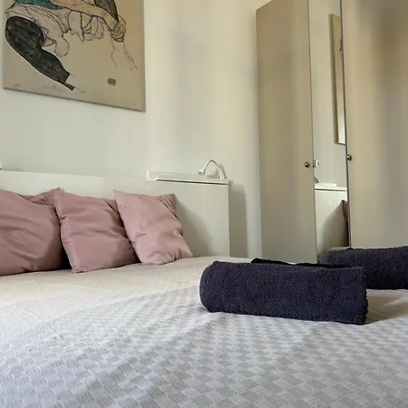 Balaton1 Apartman *